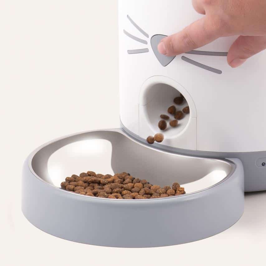Smart feeder with instant feed button
