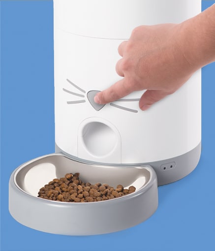 PIXI App Dispense food feeder