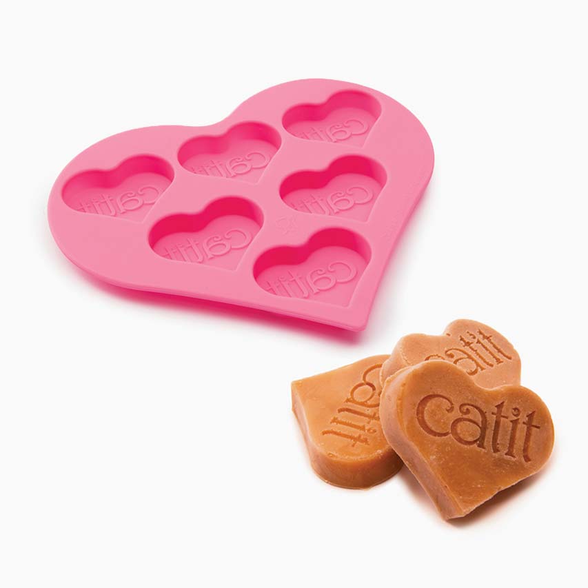 Silicone ice tray to make heart-shaped Creamy bonbons