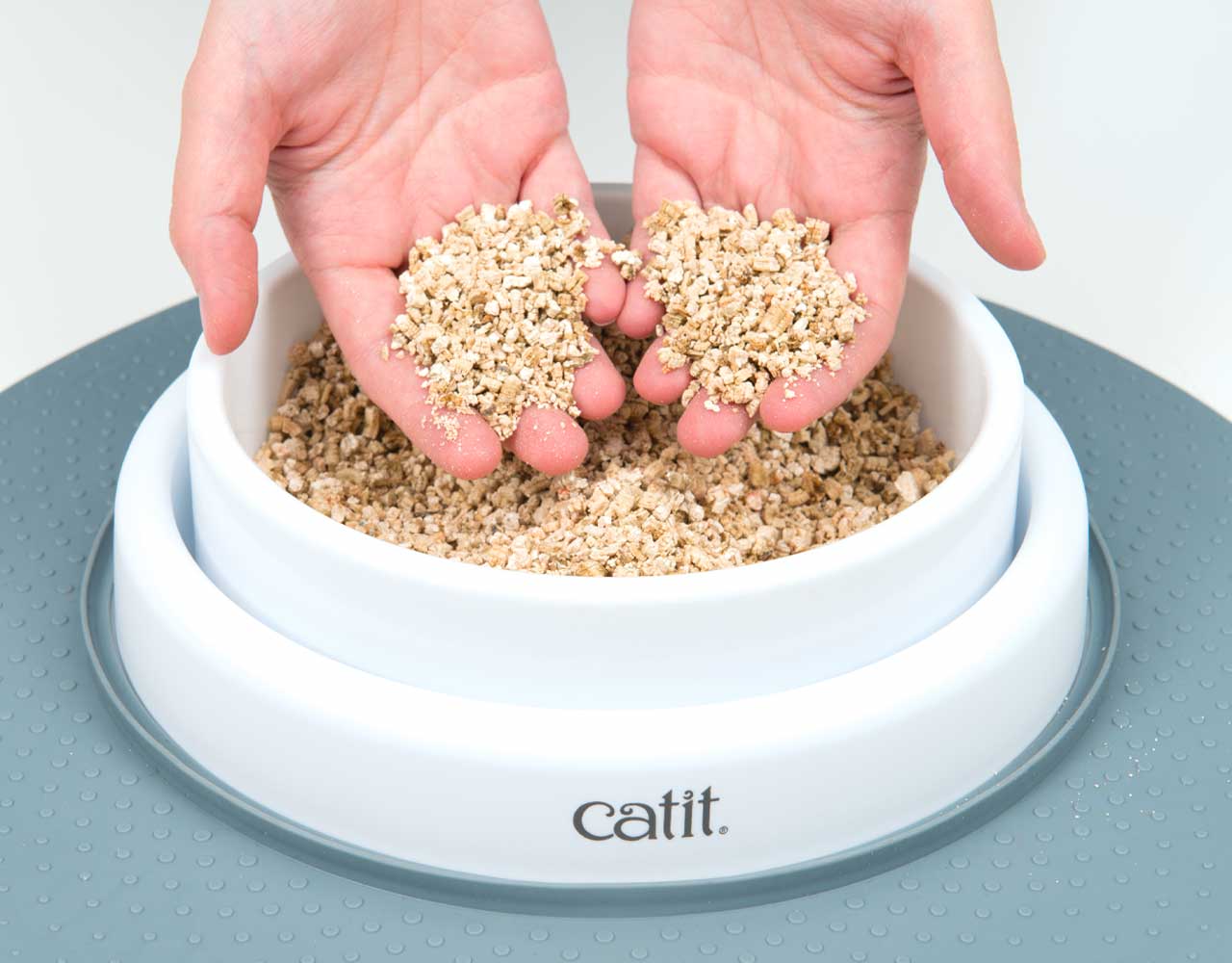 Utiliser de la vermiculite au lieu de la terre est moins salissant et garde vos mains propres