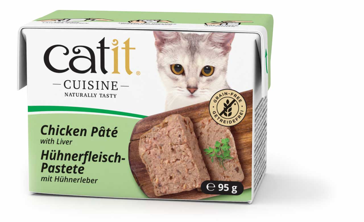 Packaging Chicken Pâté with Liver