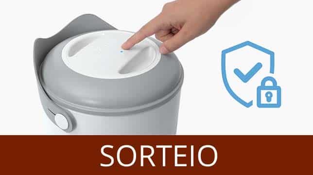 Promotional graphic for a Catit giveaway featuring a PIXI product with a security icon and the word SORTEIO