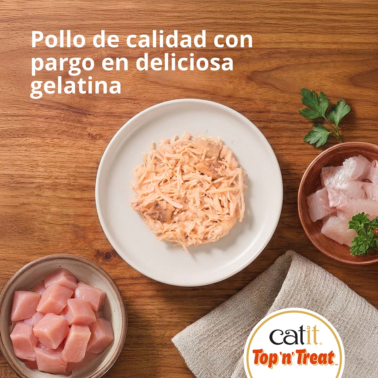 Vista superior de Top 'n' Treat de pollo con pargo