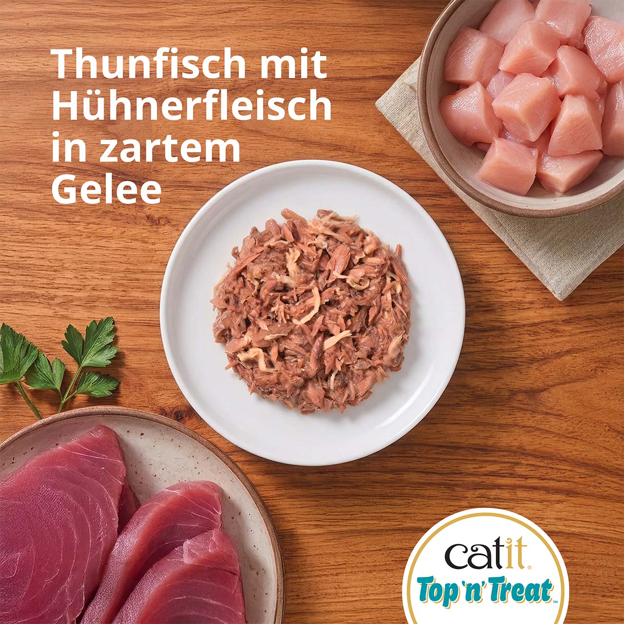 Draufsicht auf Catit Top ’n’ Treat Thunfisch mit Hühnerfleisch