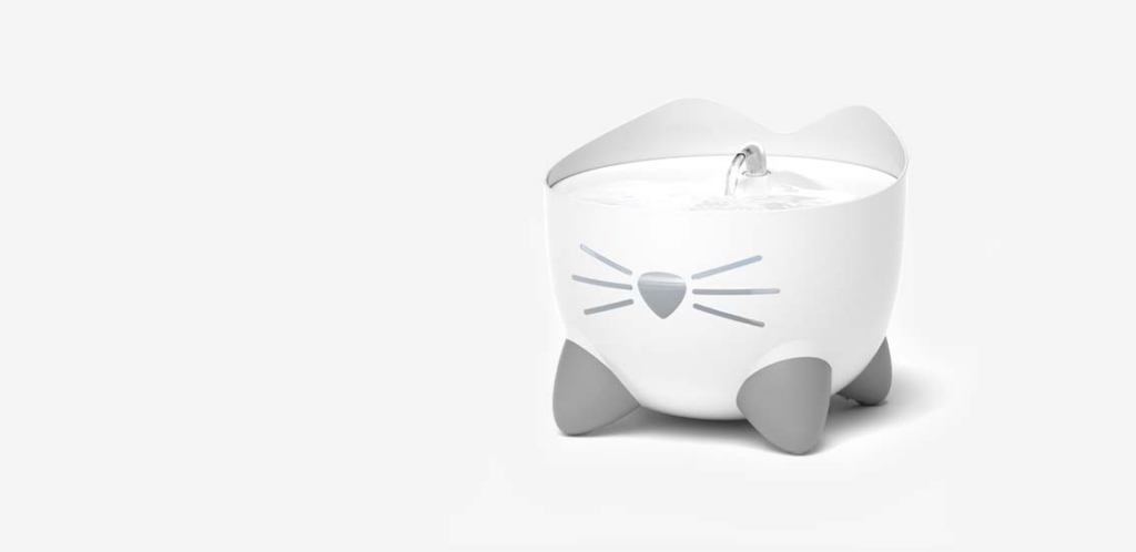 PIXI Mini Fountain on white background