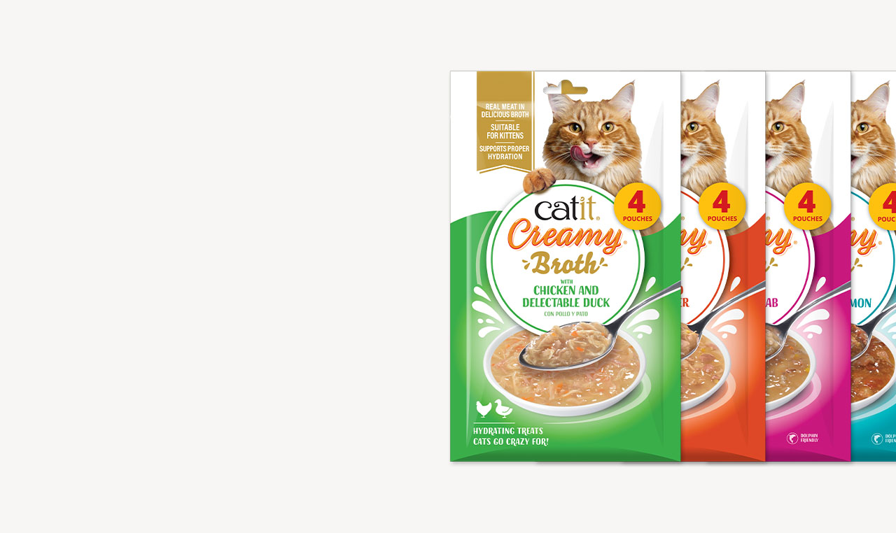 4 packagings of Catit Creamy Broth