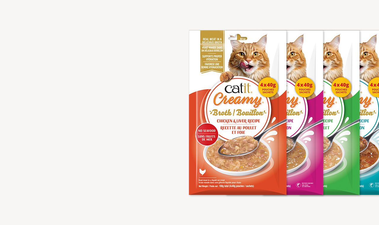 4 packagings of Catit Creamy Broth